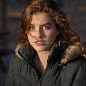 Meet your Posher, Emilia